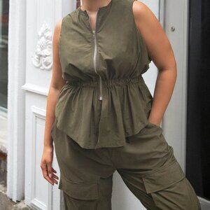 Army Green Sleeveless Peplum Top 2X, NWT